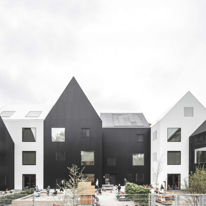 Черные дома: проект детского сада от COBE Architects