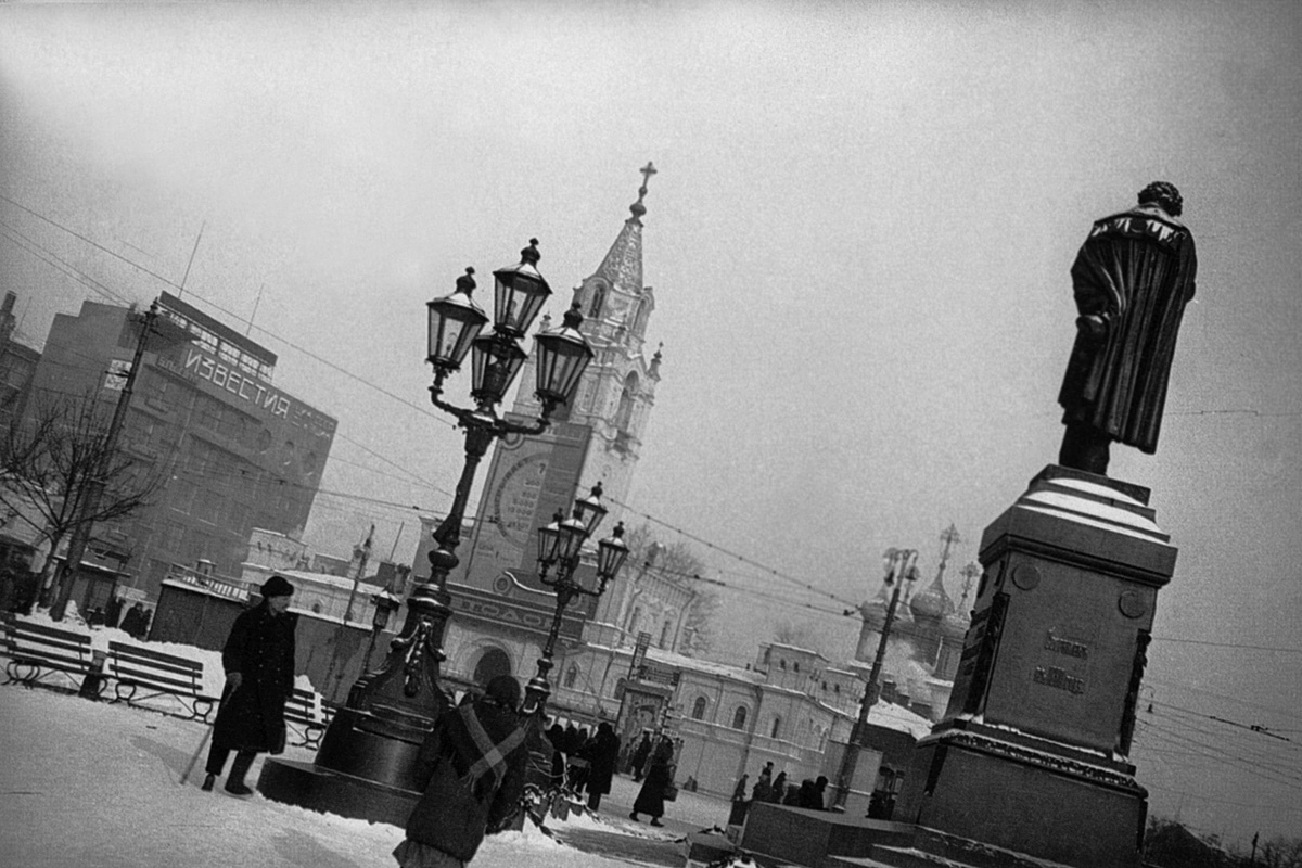 Памятник Пушкину, 1930